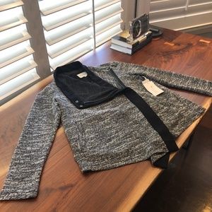 Vince Camuto Sweater